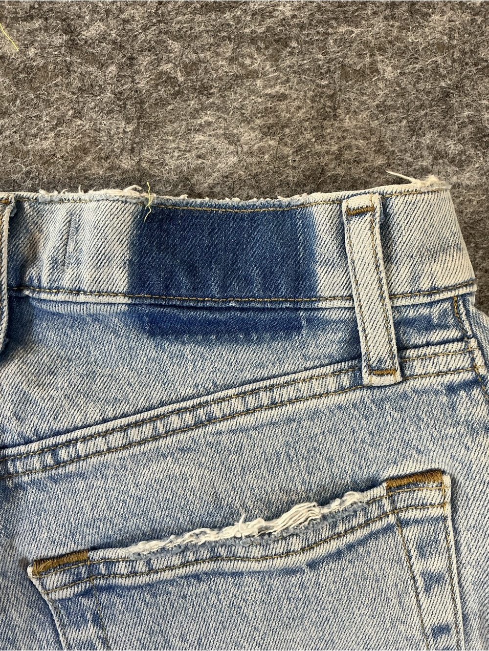 Abercrombie & Fitch High Rise Straight Leg Light Wash Jeans Size 26” - Picture 5 of 5